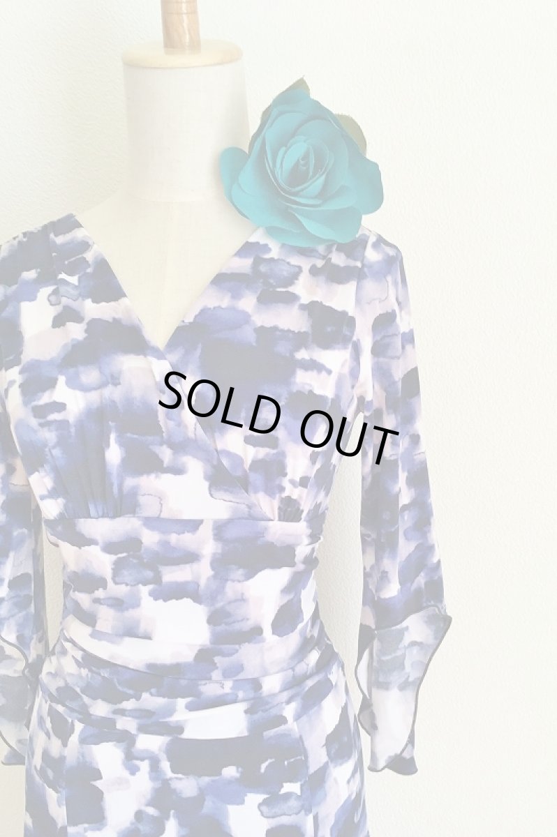 画像3: ニット素材のワンピース (3)