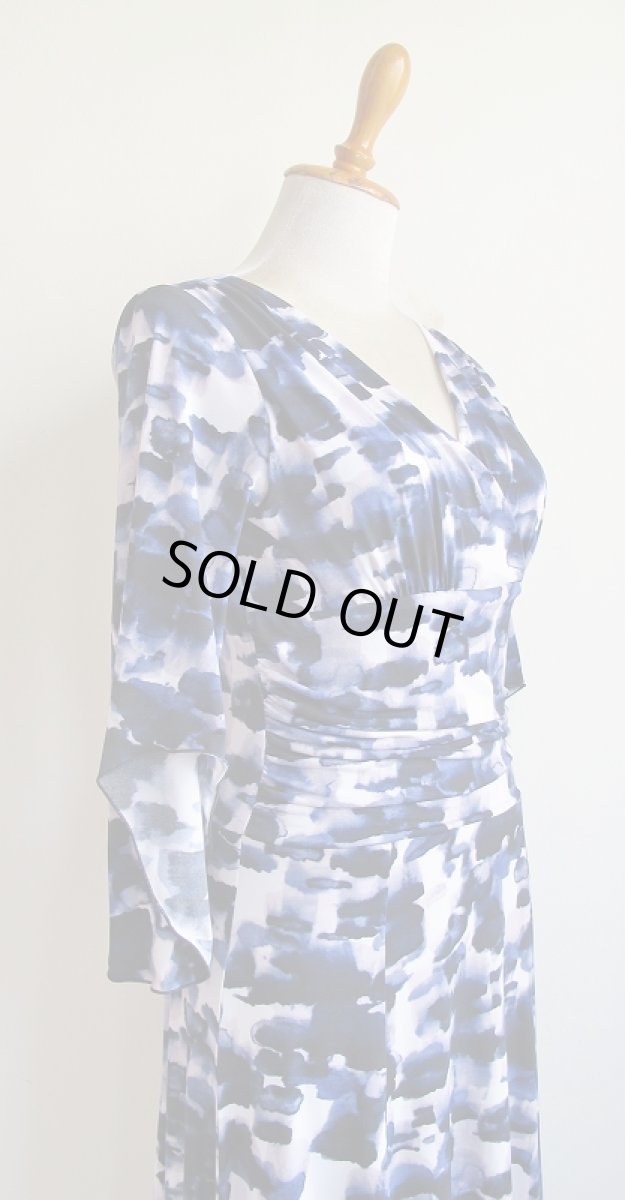 画像5: ニット素材のワンピース (5)