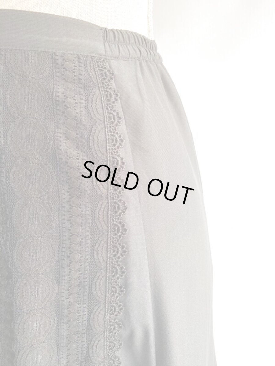 画像5: SALE《即納品》オールブラック装飾ファルダ、W66・丈94cm (5)