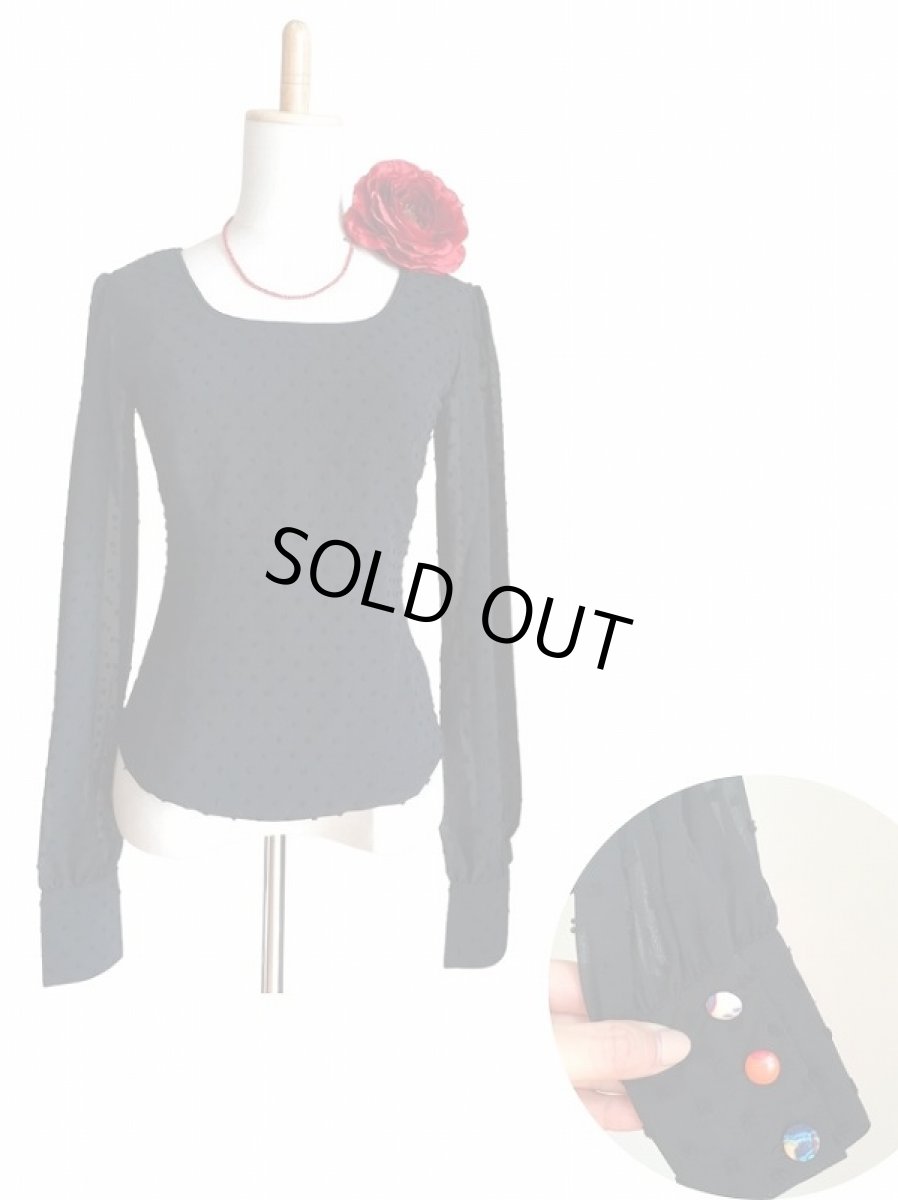 画像1: ロングスリーブ、立体水玉、ブラック、包みボタンはランダム柄生地 (1)