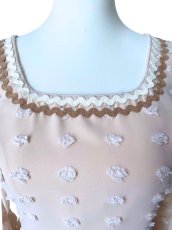 画像3: OFF_ブラウス、ビック立体水玉、ベージュ (3)