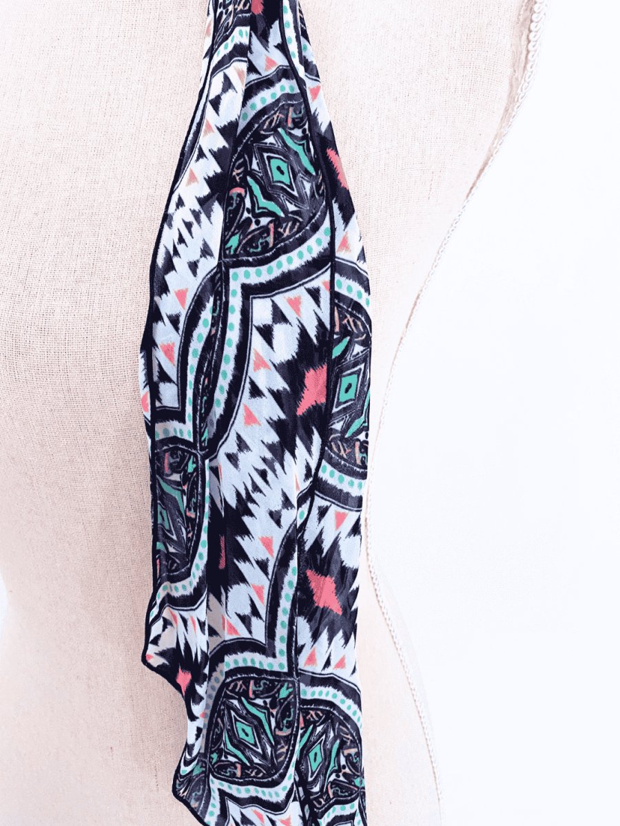 画像2: 《即納品》スカーフ、ストレート、エキゾチック柄 (2)