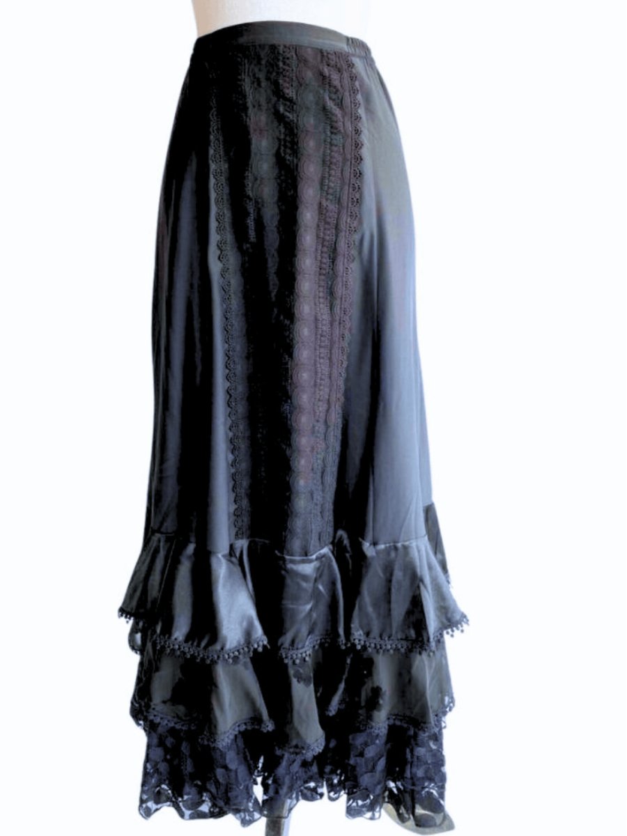 画像3: ブラックコーデ (3)