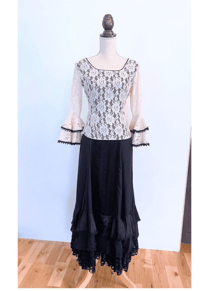 画像5: レース×ブラックコーデの衣装3点をコーディネート！ (5)