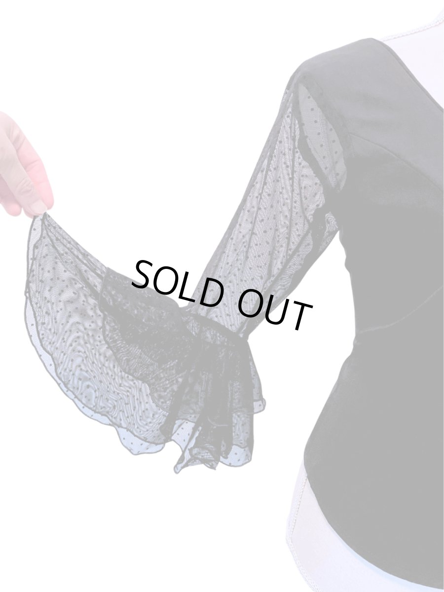 画像4: お袖チュールレースのブラウス、ブラック (4)