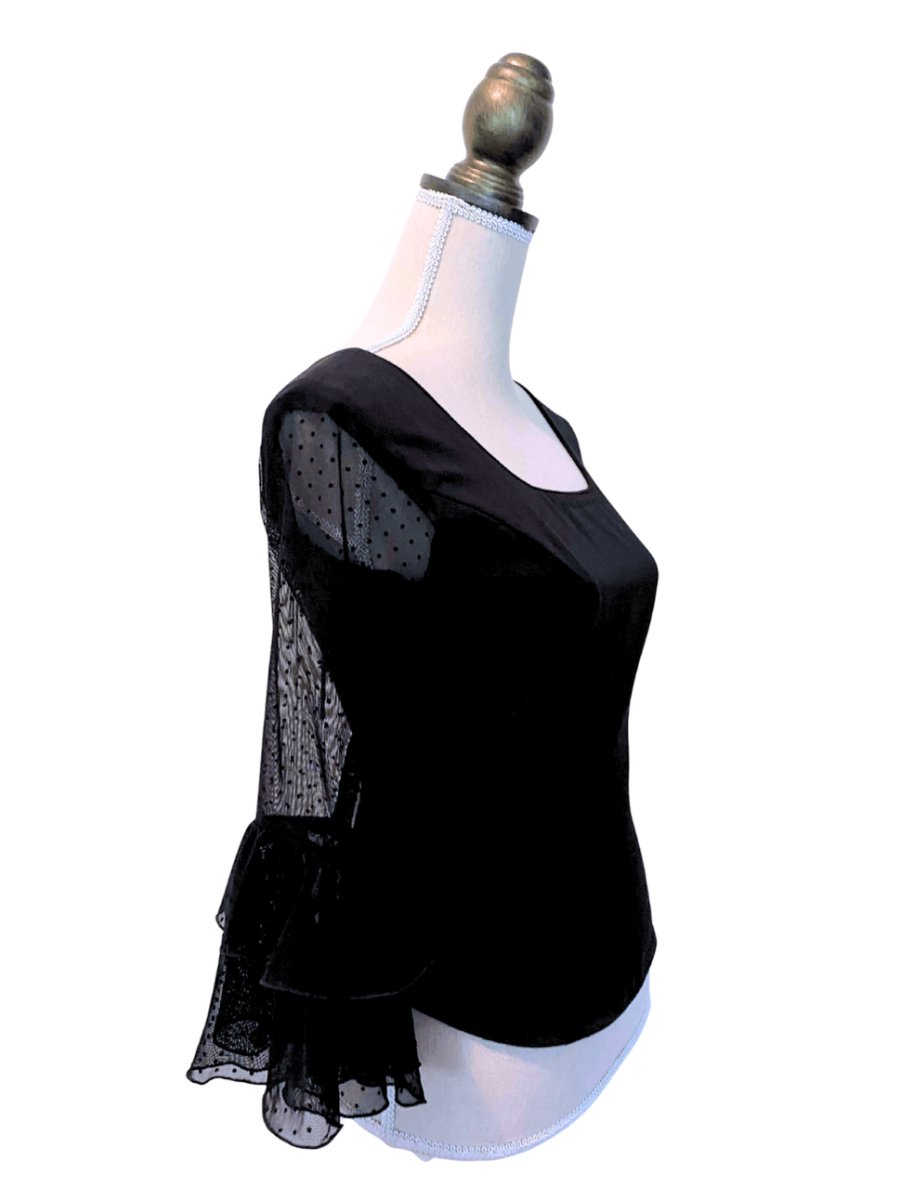 画像2: お袖チュールレースのブラウス (2)