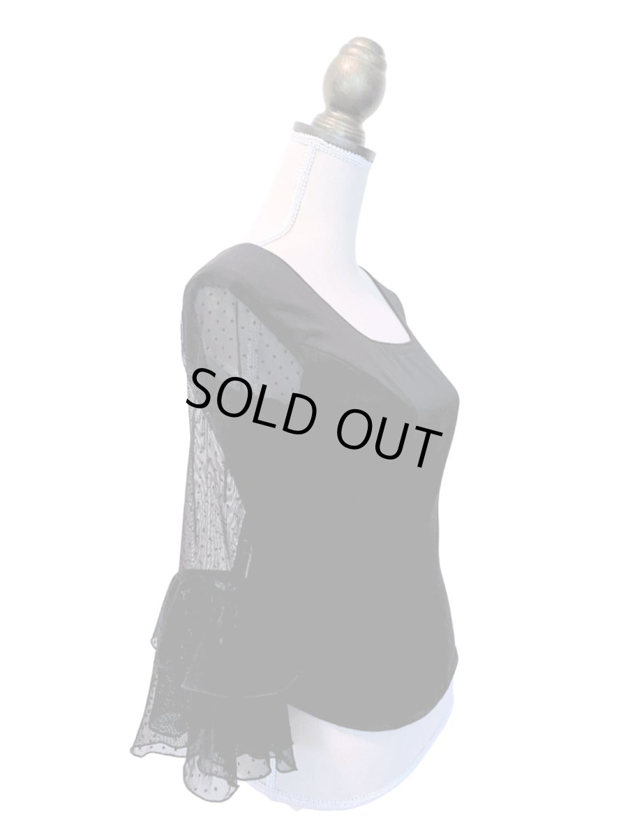 画像2: お袖チュールレースのブラウス、ブラック (2)