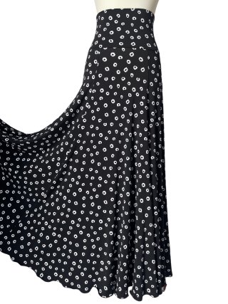 フラメンコ衣装・ドレス通販 レッスン＆本番用を格安販売