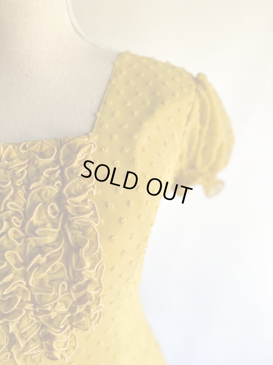 画像3: パフスリーブ、立体水玉、マスタード (3)