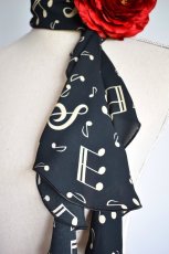 画像2: 一掃SALE《即納品》スカーフ、スパイラル、♪模様 (2)